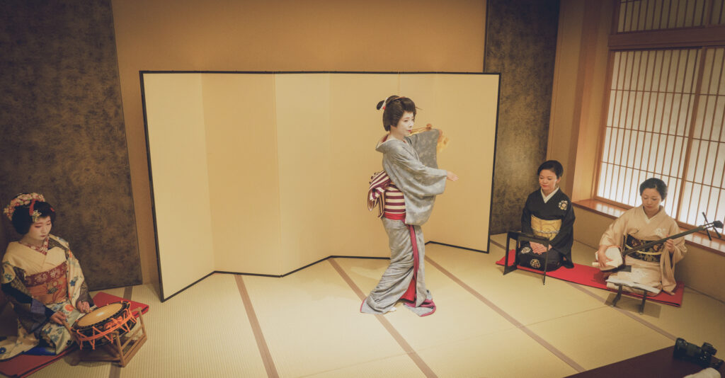 Traditional geisha performing Nihon Buyo dance in Tokyo
