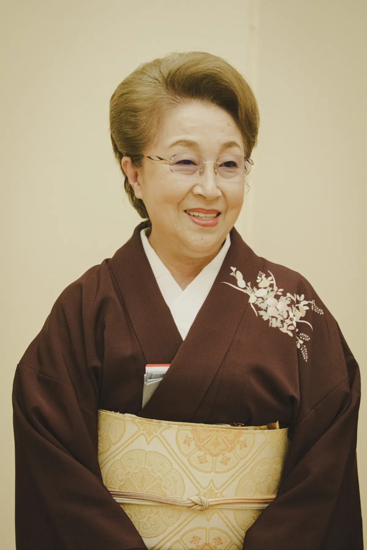 Okami Chikage in kimono, the okami of Miyakodori in Asakusa