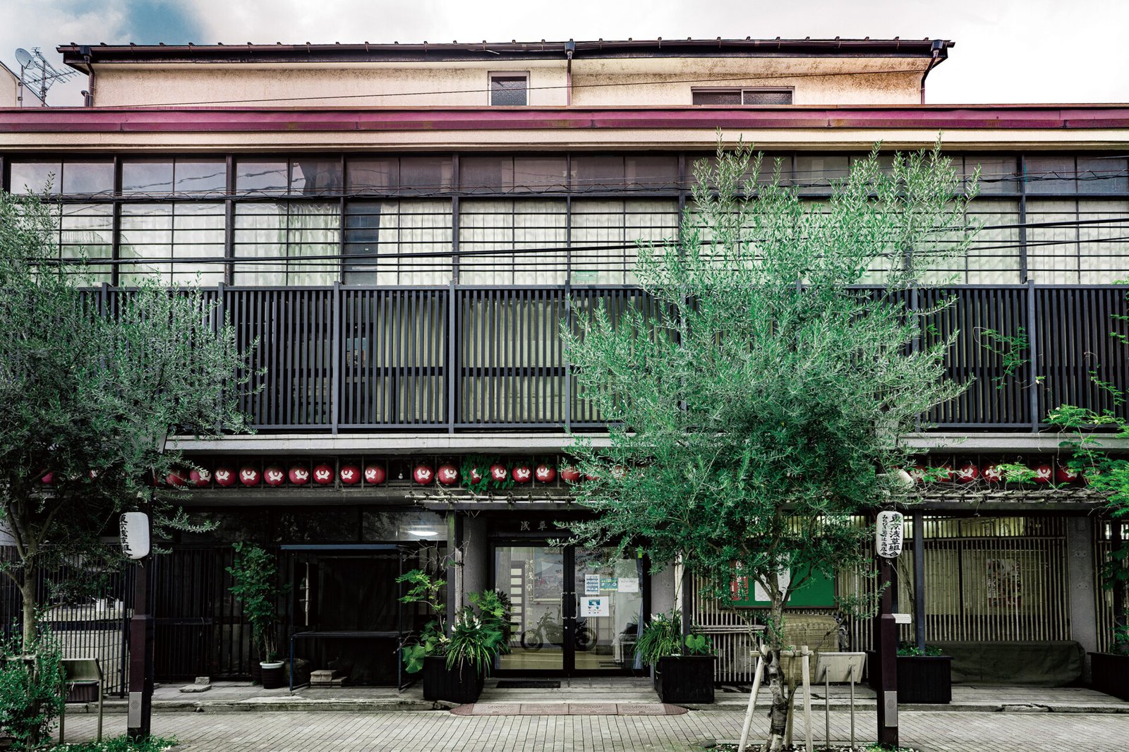 The Asakusa kenban, the district office where every working Asakusa geisha is registered